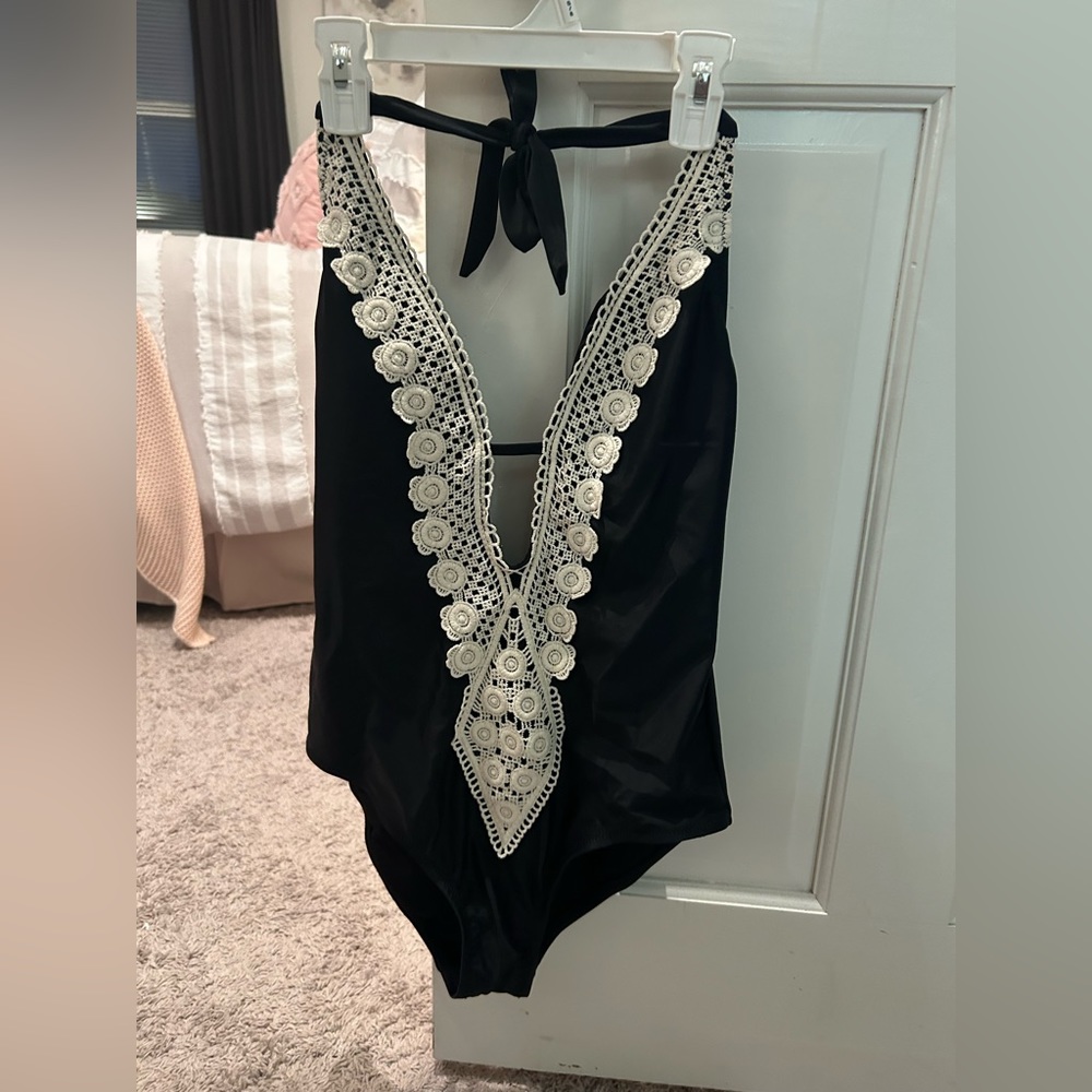 Women’s Bathing Suit Brand New!